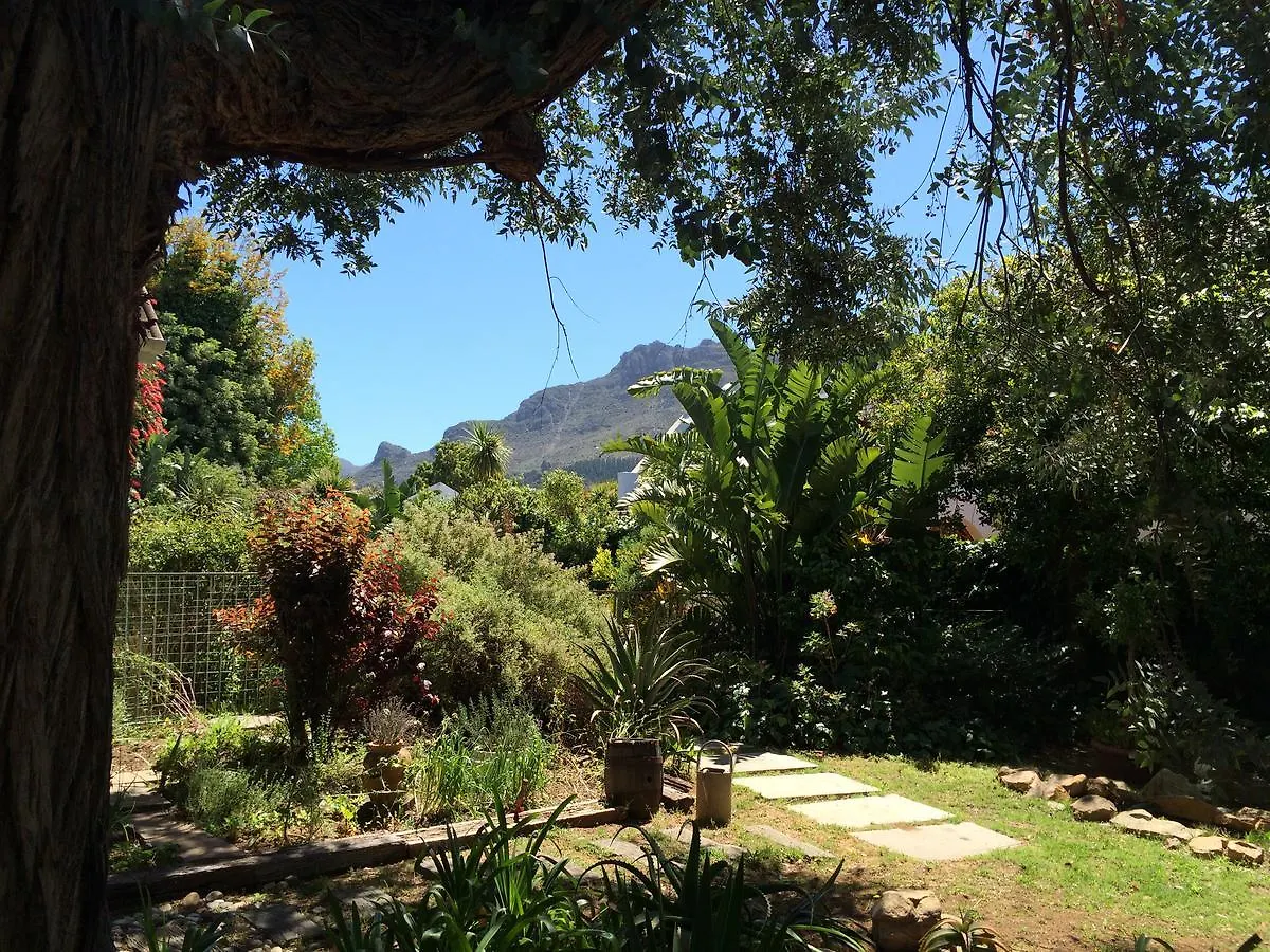 **  Constantia Guest House Cape Town Güney Afrika